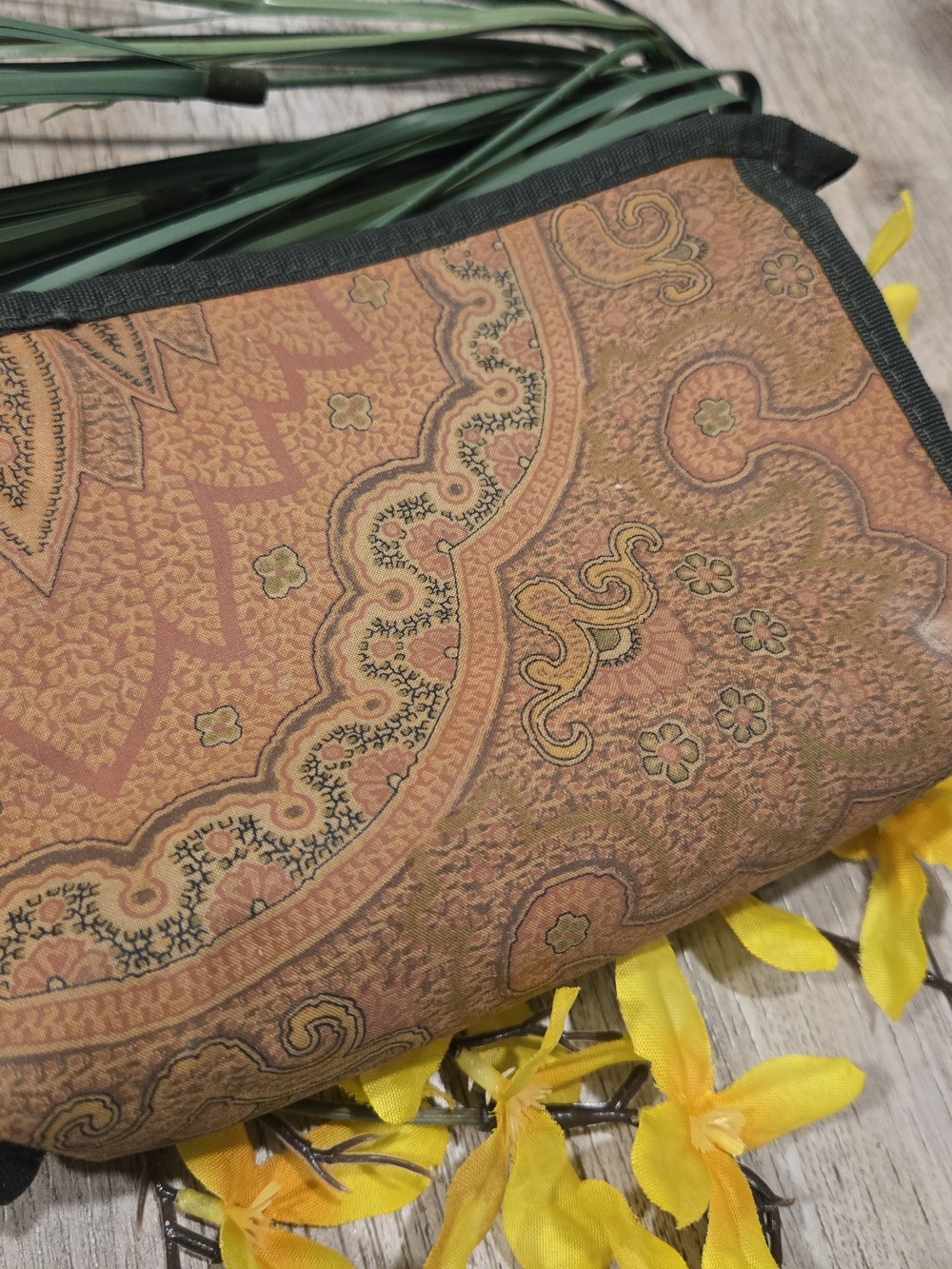 š¼ SALE š¼ ETRO Paisley Pouch - Picture 5 of 5